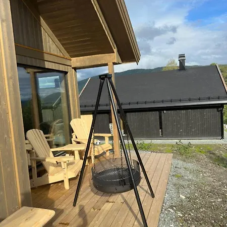 Cozy Family Centre, Shuttle Bus Dom wakacyjny Noresund
